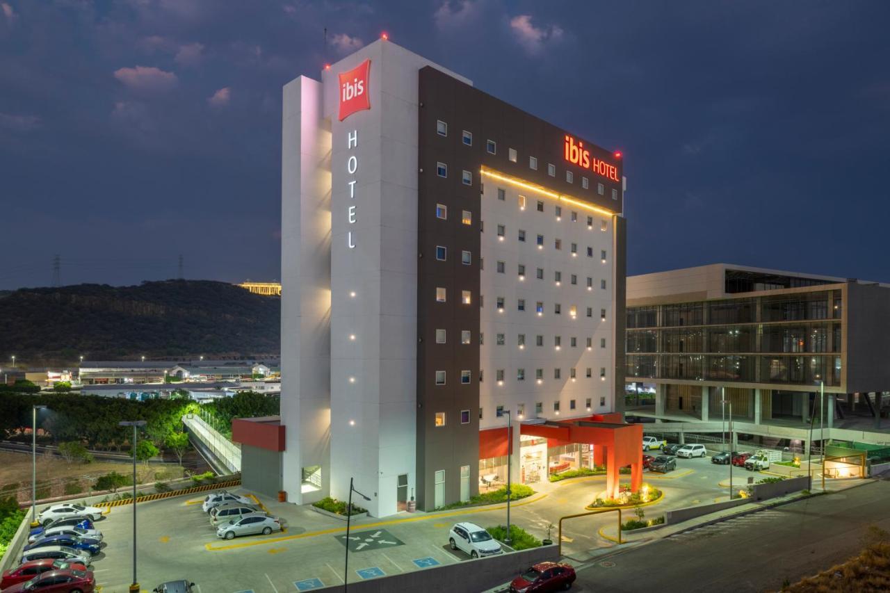 Ibis Queretaro Hotel Exterior photo